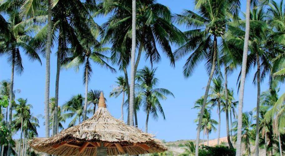 Sun & Sands Hotel