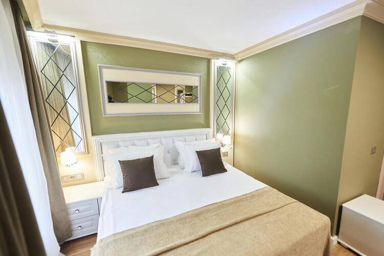 Sunlight Hotel