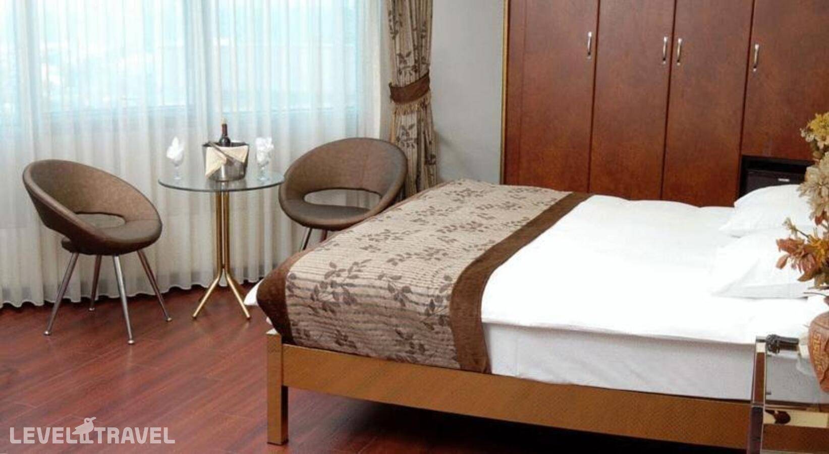 Изображение отеля 2