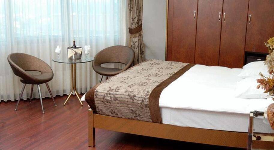 Grand Madrid Hotel