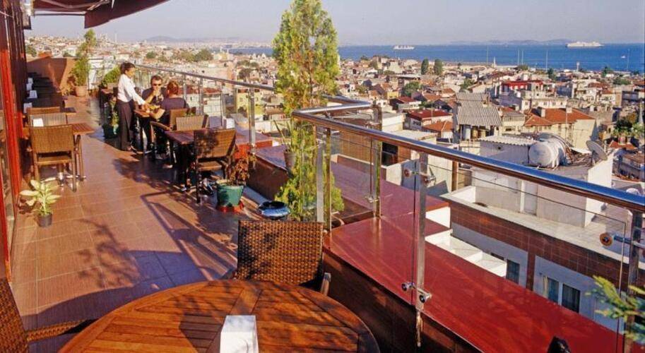 Grand Madrid Hotel