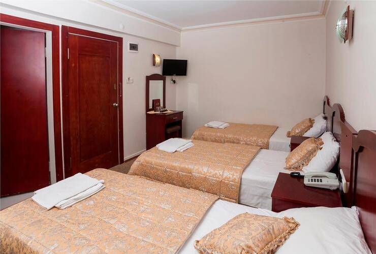 Grand Liza Hotel