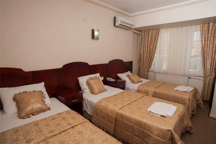 Grand Liza Hotel