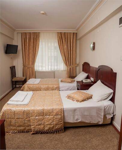 Grand Liza Hotel
