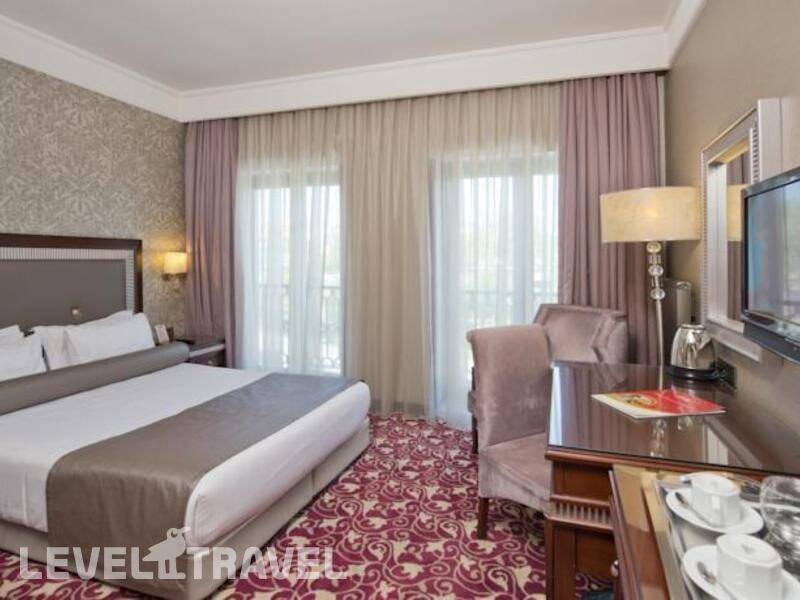 Фотография Emporium Hotel