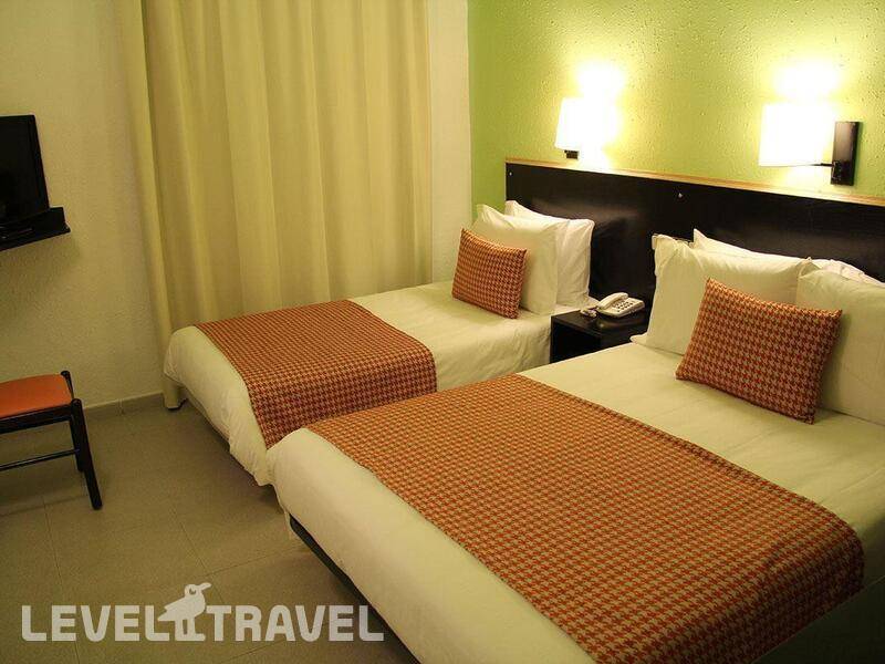 Фотография H.Top Bcn City Hotel