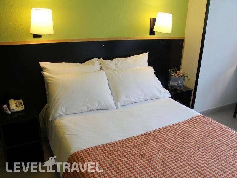 Фотография H.Top Bcn City Hotel