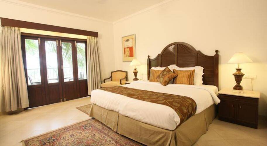 Acacia Palms Resort