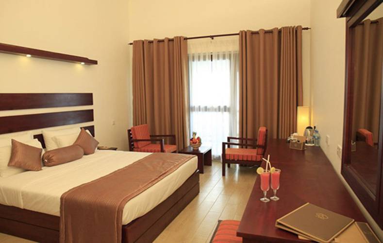 Avenra Beach Hotel