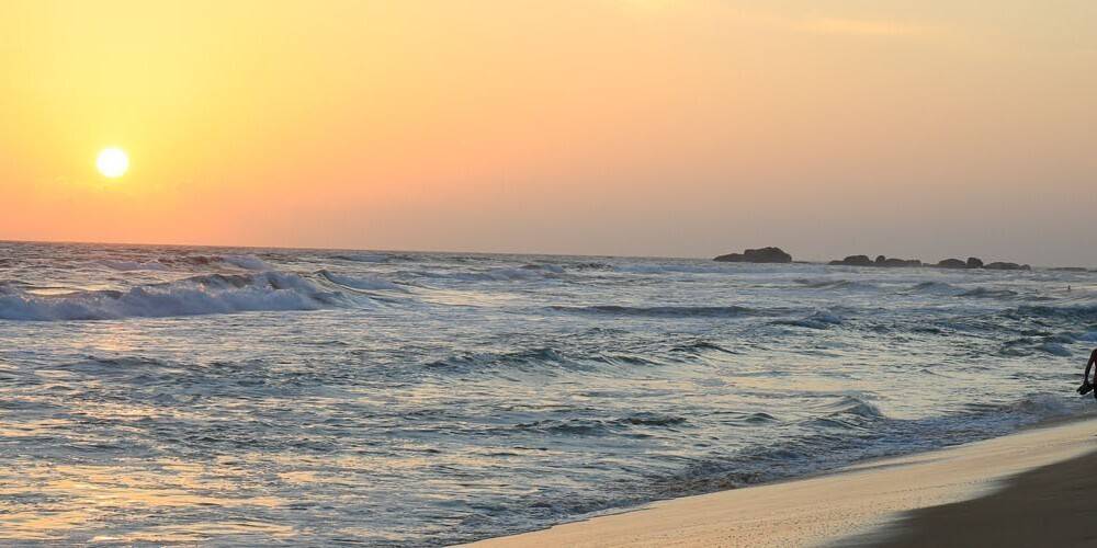 Avenra Beach Hotel