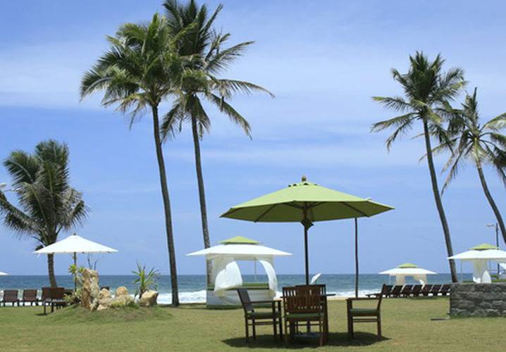 Avenra Beach Hotel