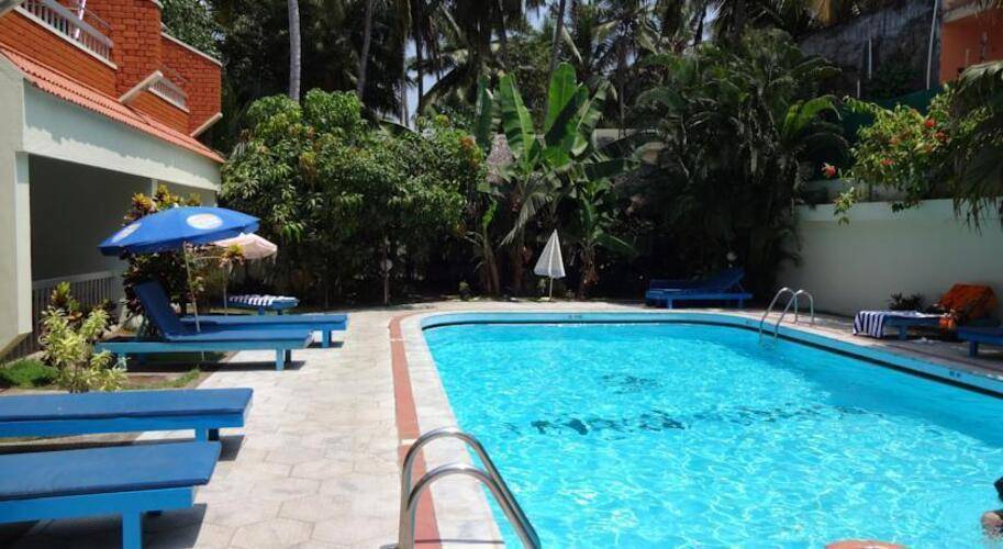 Thushara Hotel