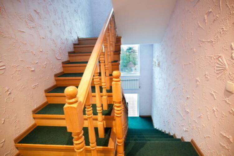 Воробьиное Гнездо Отель