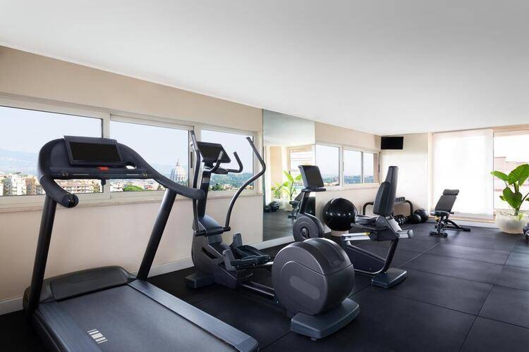 Courtyard By Marriott Rome Central Park