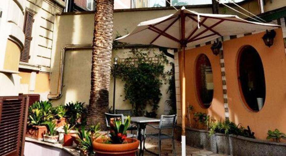 Executive Hotel