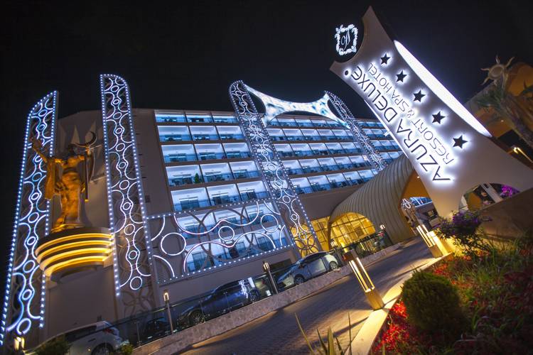 Azura Deluxe Resort & Spa