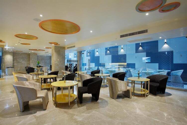 Centra By Centara Avenue Hotel Pattaya (Ex. Centra Avenue Pattaya)