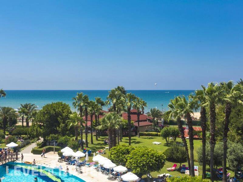 Фотография Terrace Beach Resort