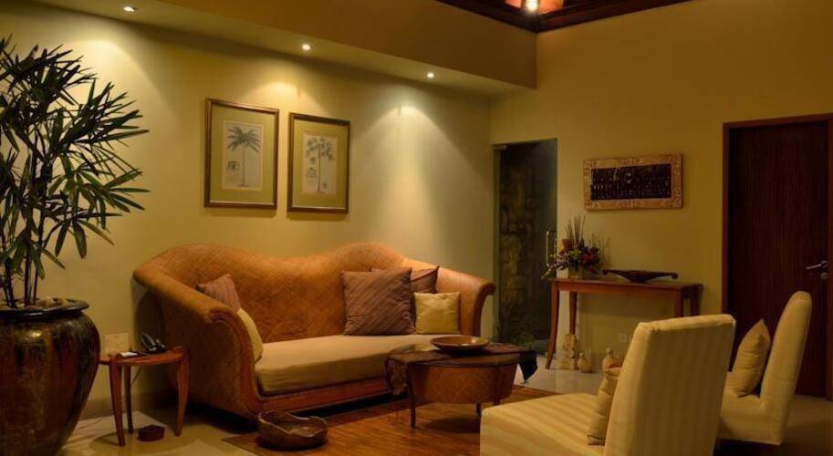 Disini Luxury Spa & Villa