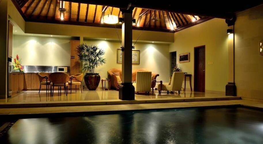 Disini Luxury Spa & Villa