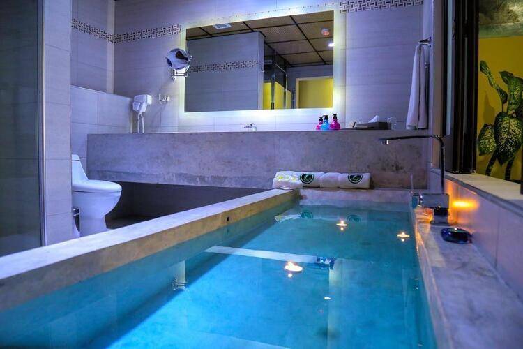 Lavanga Resort & Spa