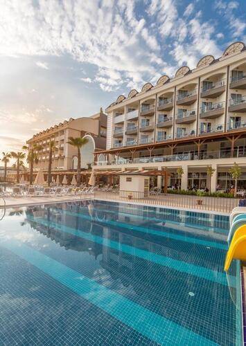 Mary Palace Resort & Spa