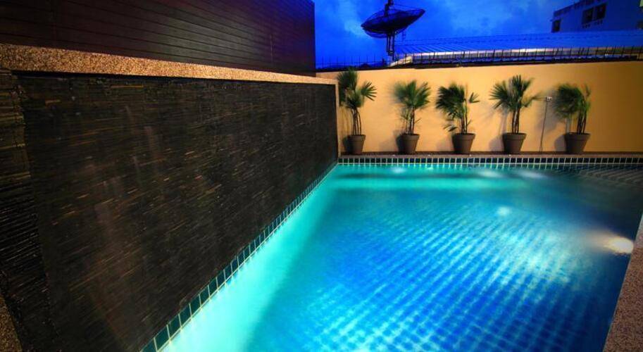 Cool Residence