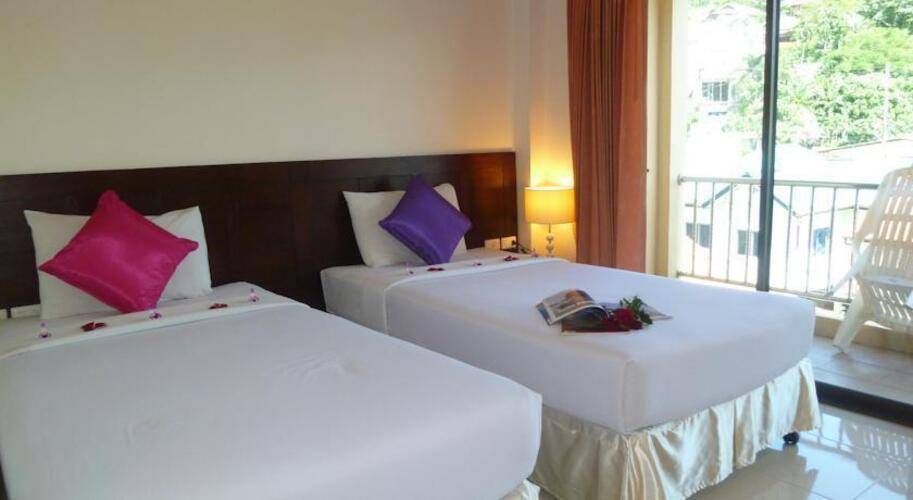 Seven Seas Hotel