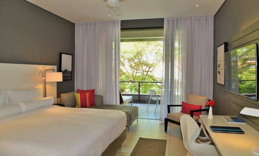 Eden Bleu Hotel