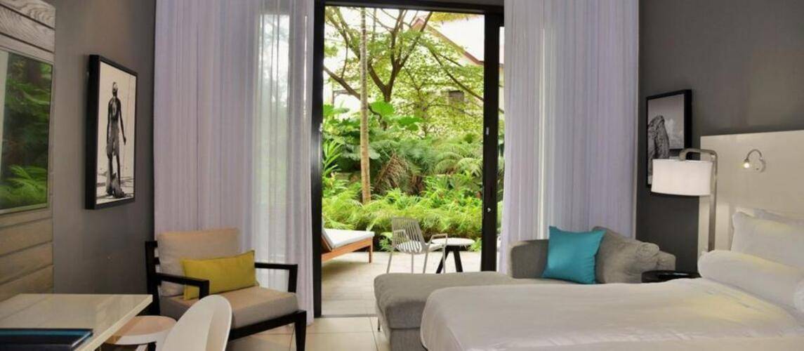 Eden Bleu Hotel