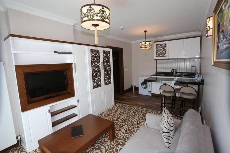 K Suites Hotel
