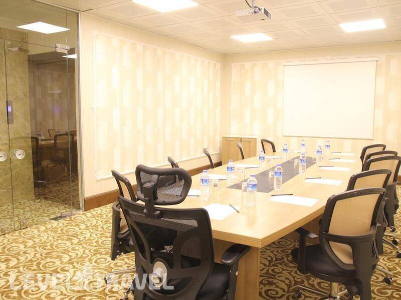 Фотография K Suites Hotel