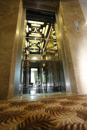 K Suites Hotel