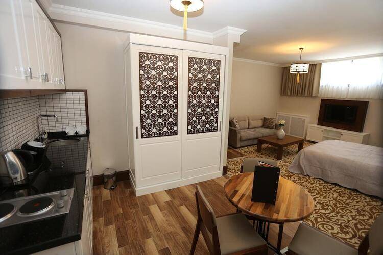 K Suites Hotel