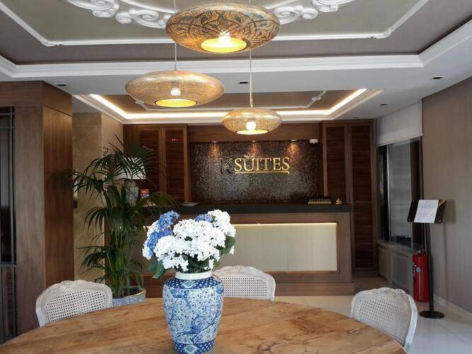 K Suites Hotel