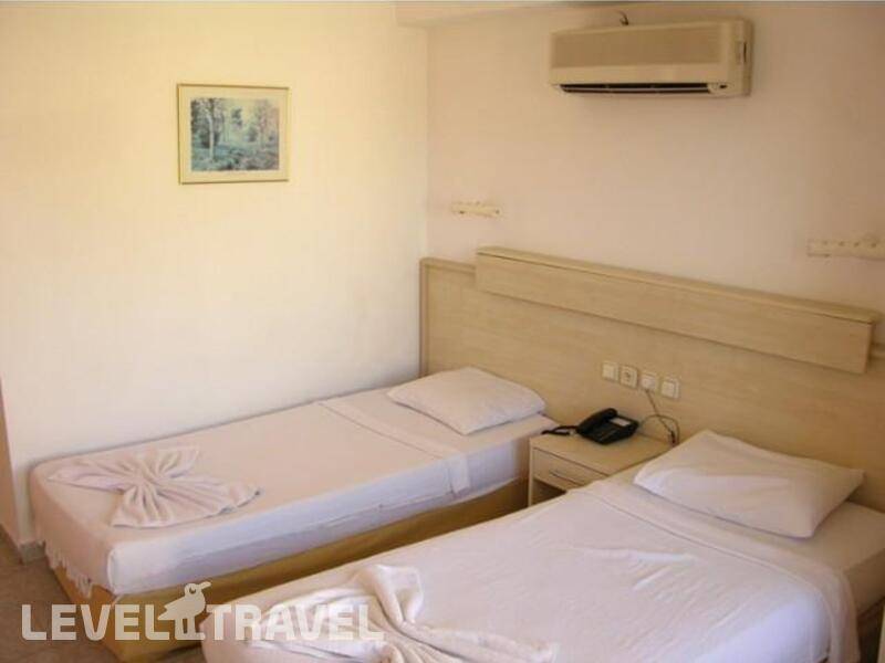 Фотография Club Seven Hotel