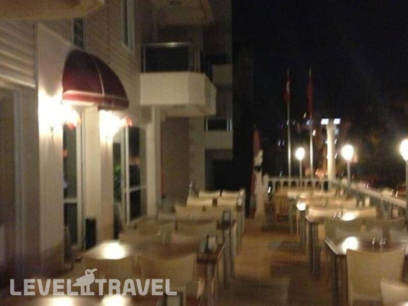 Фотография Club Seven Hotel