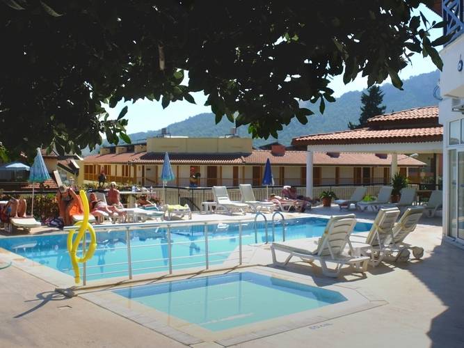 Naturella Hotel & Apart