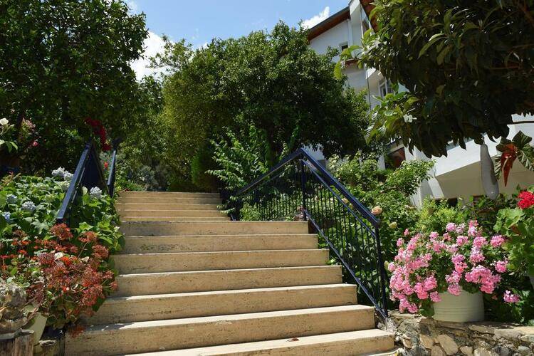 Naturella Hotel & Apart