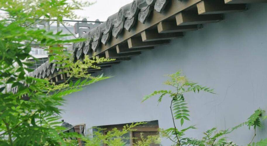 Chinese Culture Holiday Hotel