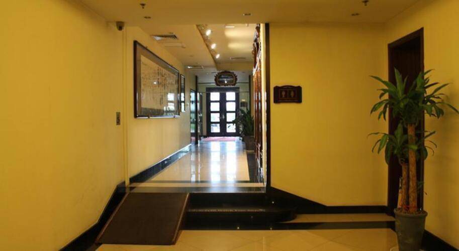 Dong Fang Hotel