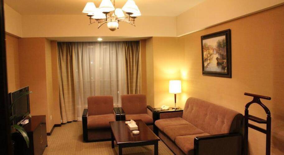 Dong Fang Hotel