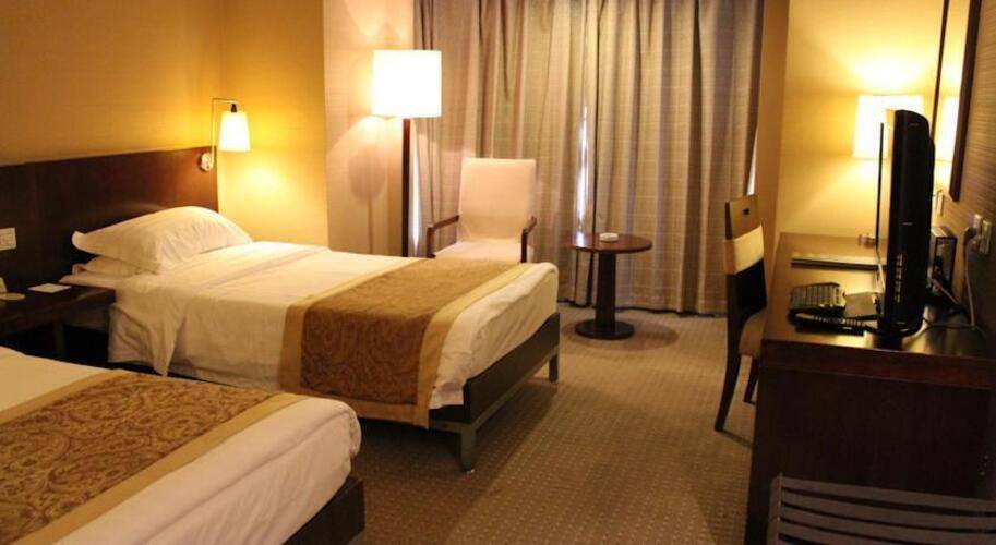 Dong Fang Hotel