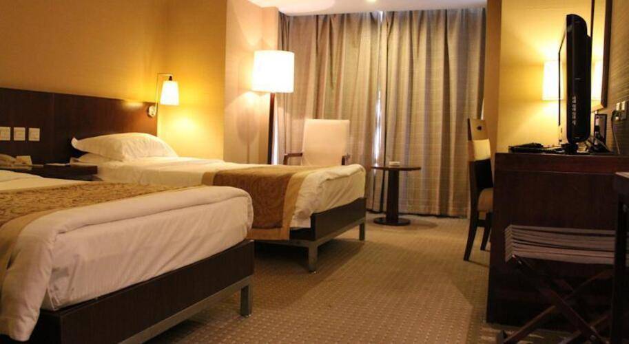 Dong Fang Hotel