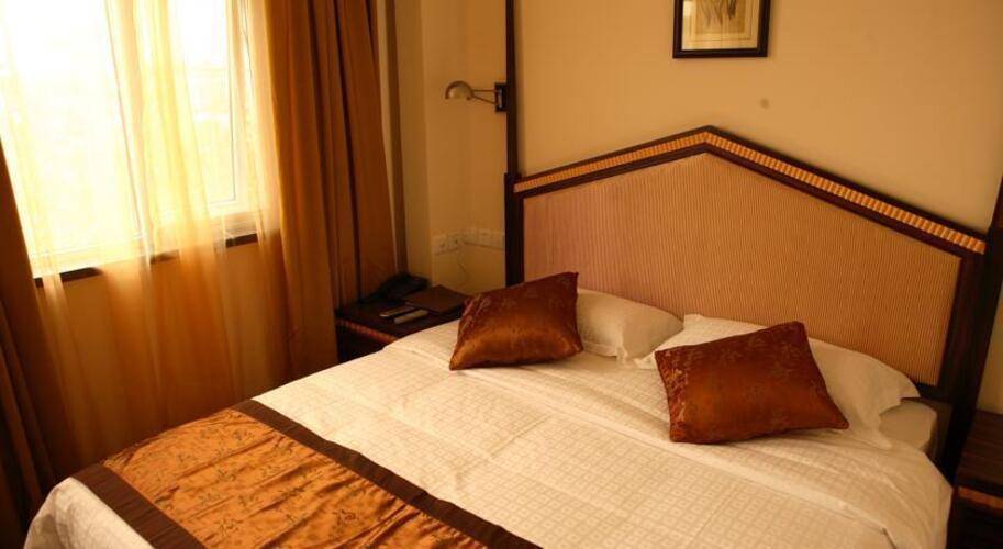 Shenggang Express Hotel