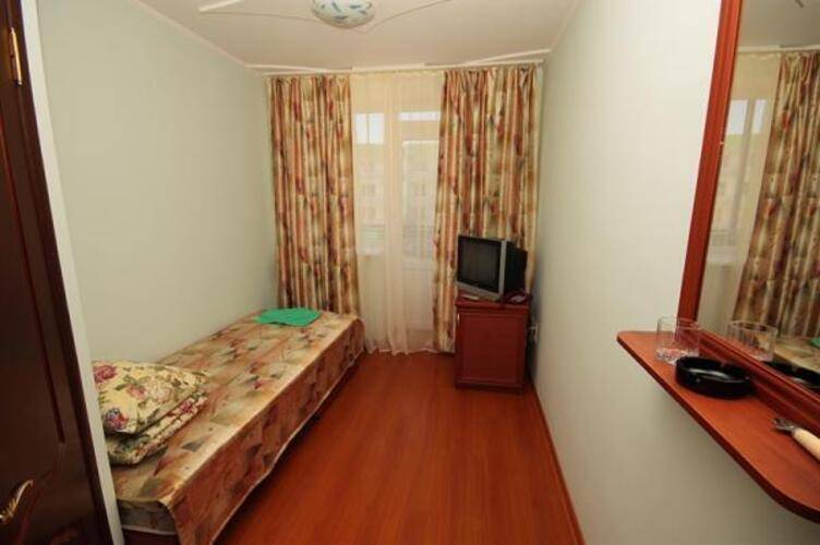 Лиана Отель