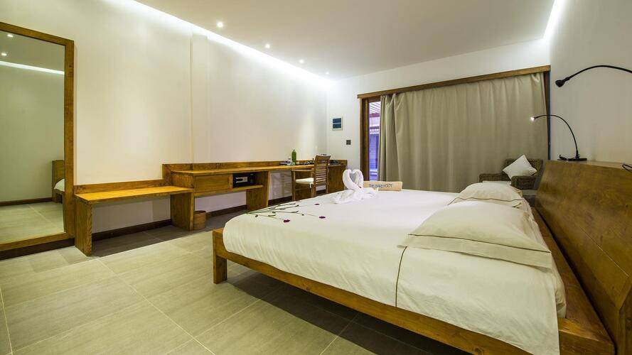 The Barefoot Eco Hotel