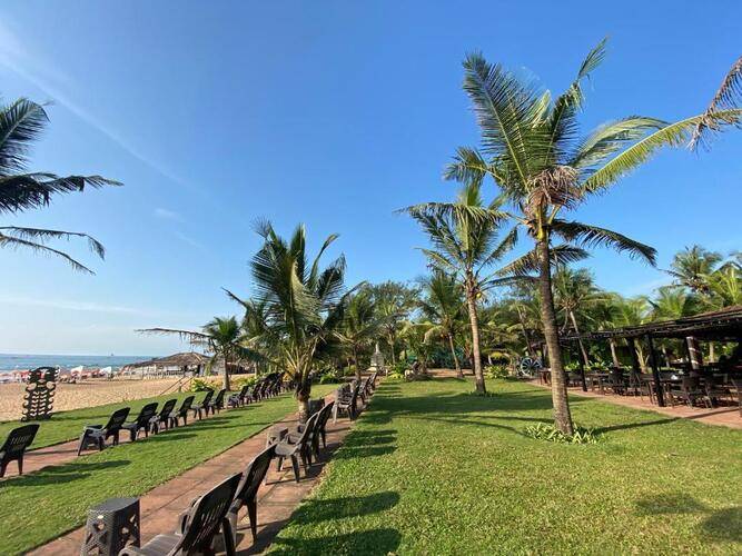 Chalston Beach Resort