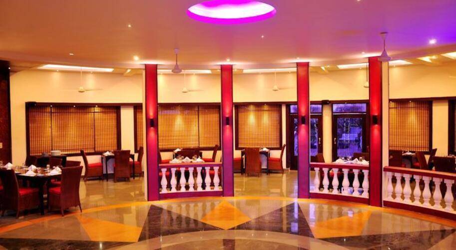 Beira Mar Beach Resort (Ex. The Fern Beira Mar Resort)