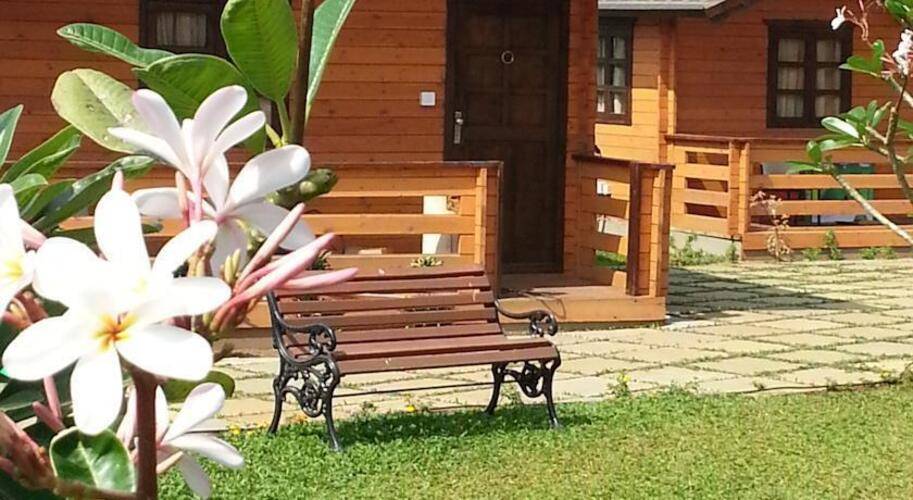 Beira Mar Beach Resort (Ex. The Fern Beira Mar Resort)